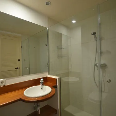 2924 Apartamento En S'agaro Urb. Les Brises, Vistas Al Mar, Piscina Y Parking Apartment